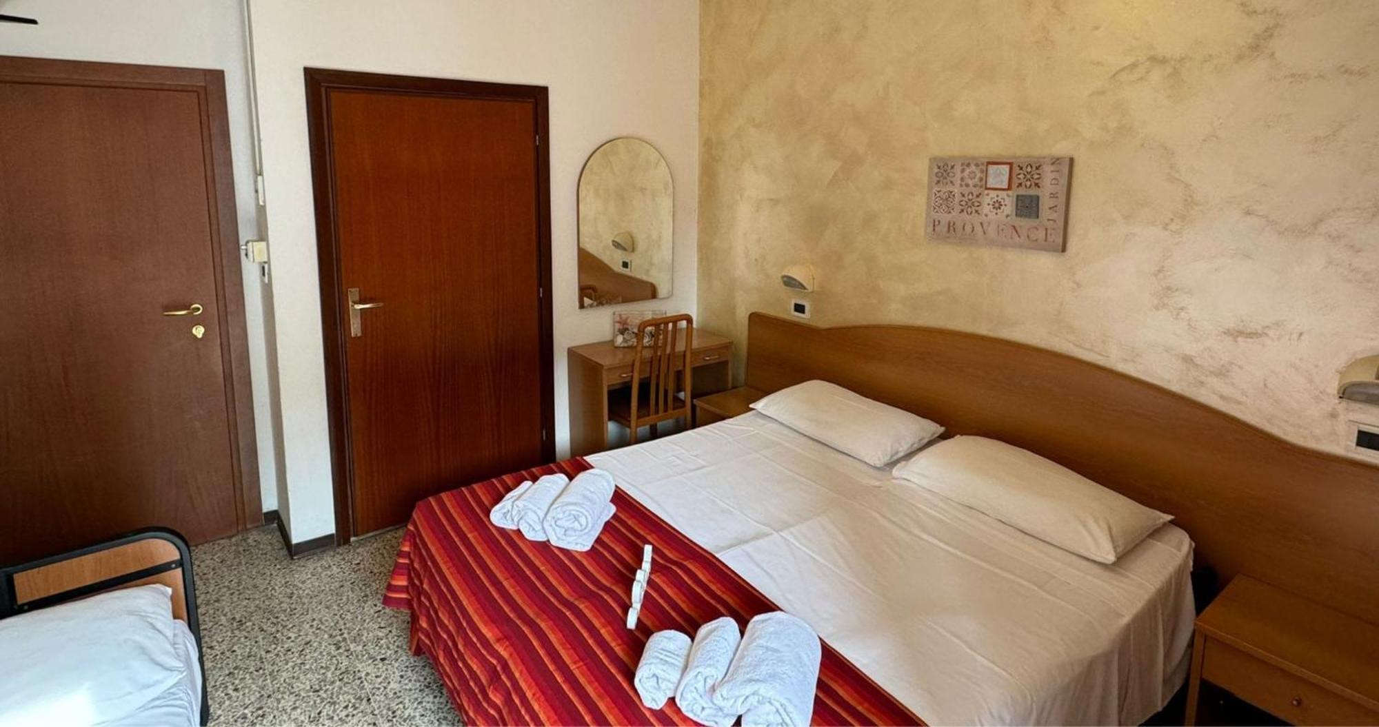Hotel Caruso Rimini Eksteriør bilde