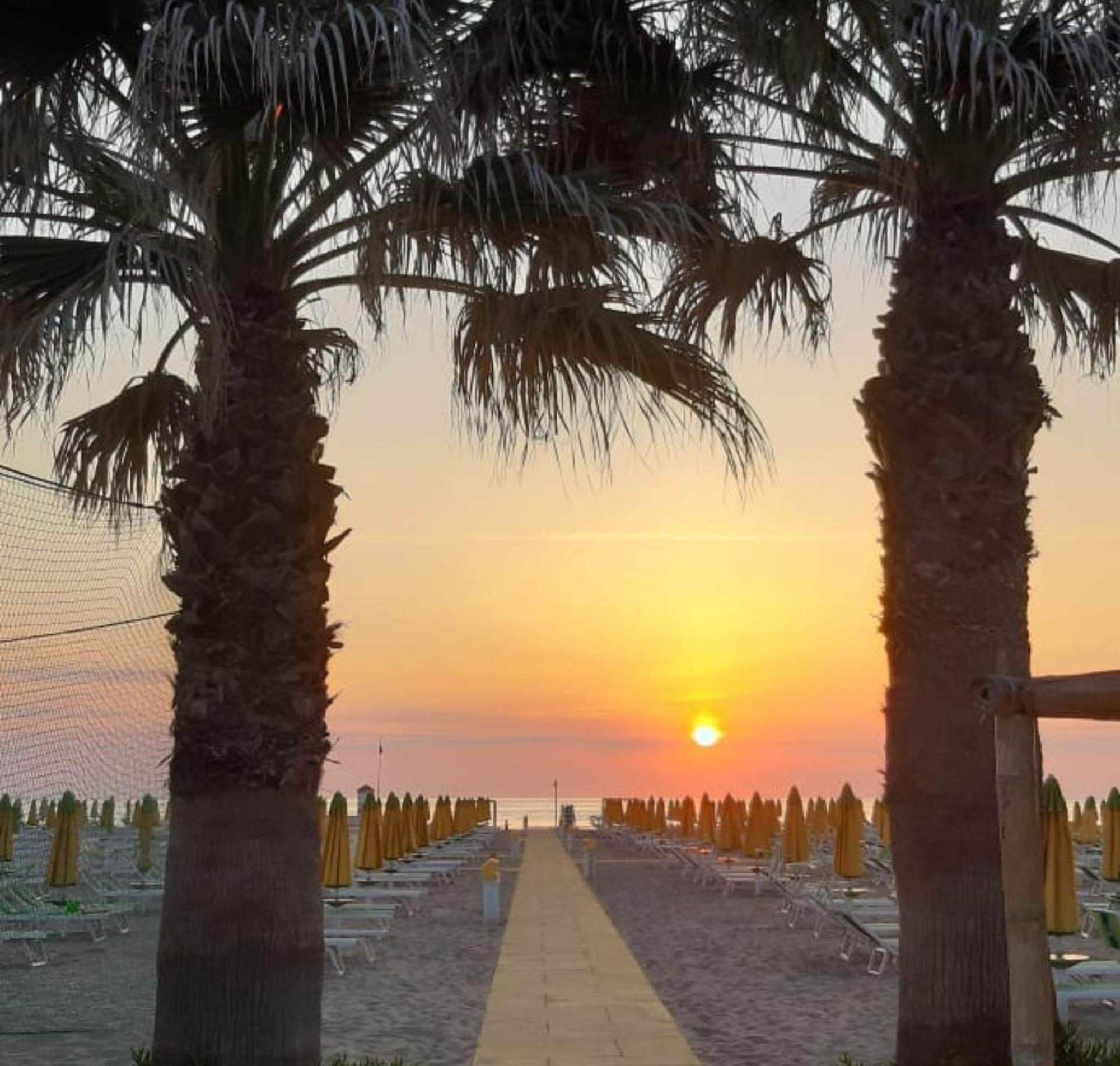 Hotel Caruso Rimini Eksteriør bilde