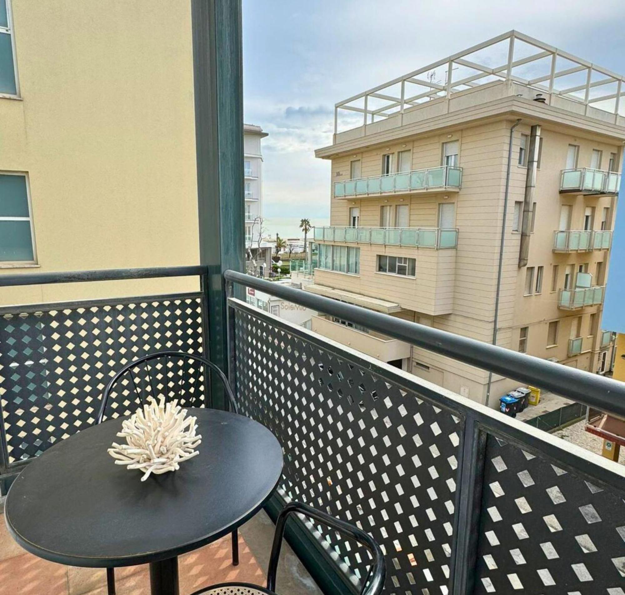 Hotel Caruso Rimini Eksteriør bilde