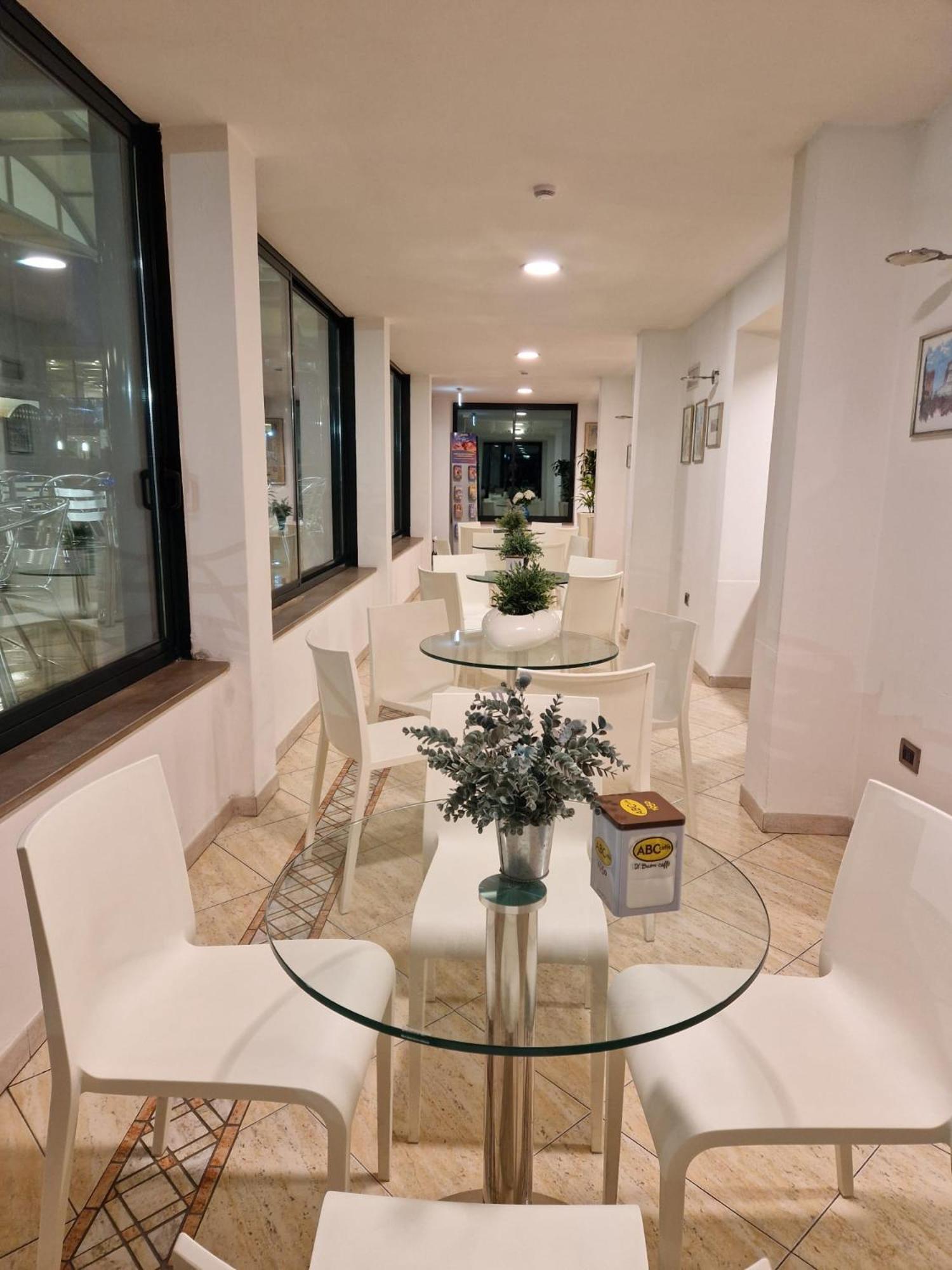 Hotel Caruso Rimini Eksteriør bilde