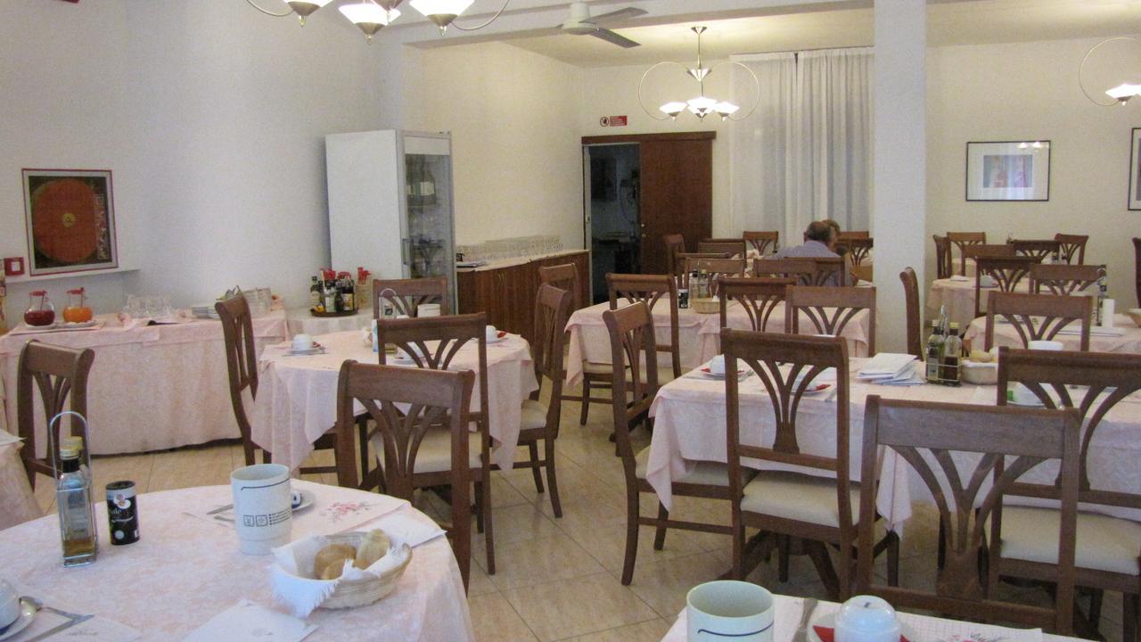 Hotel Caruso Rimini Eksteriør bilde